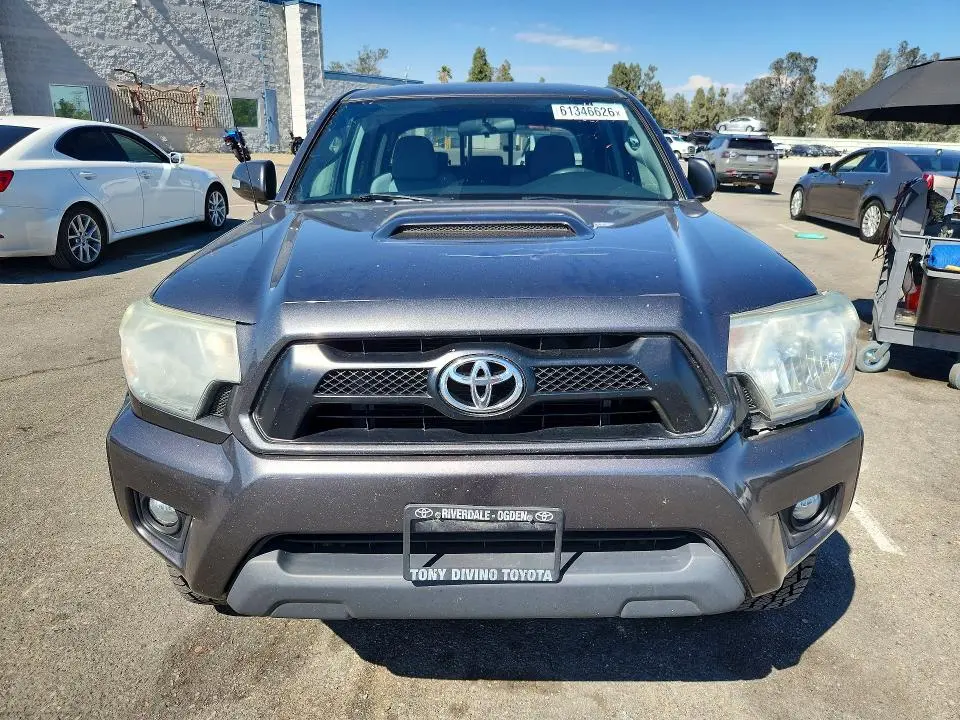 2015 TOYOTA TACOMA V6  