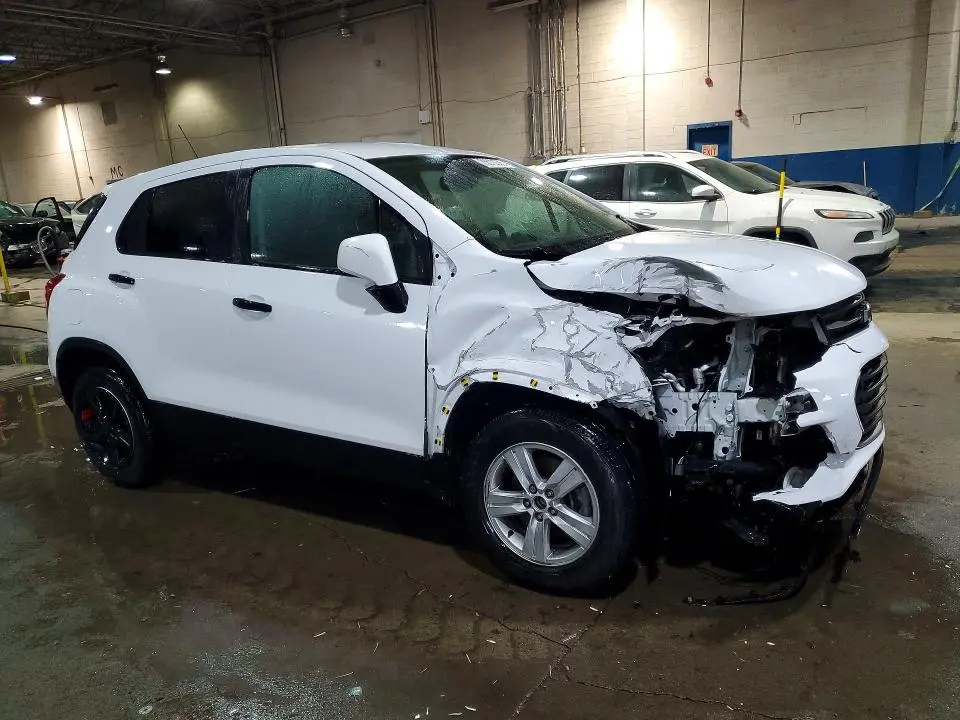 2022 CHEVROLET TRAX LS  