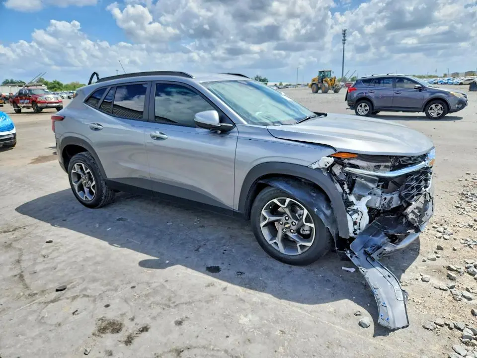 2025 CHEVROLET TRAX 1LT  
