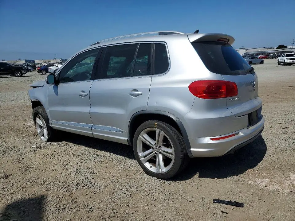 2016 VOLKSWAGEN TIGUAN S  