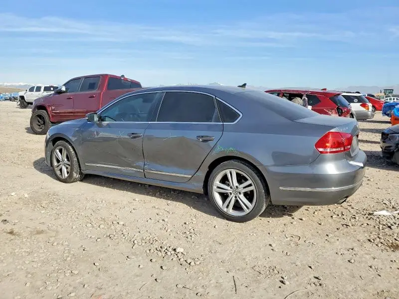 2013 VOLKSWAGEN PASSAT SEL  