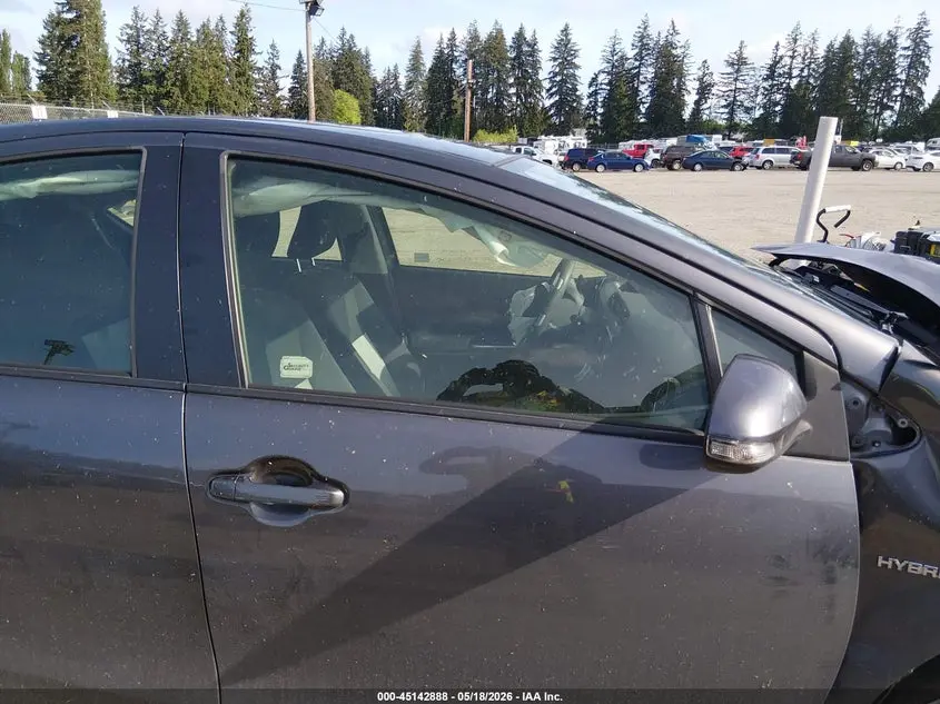 2015 TOYOTA PRIUS C THREE