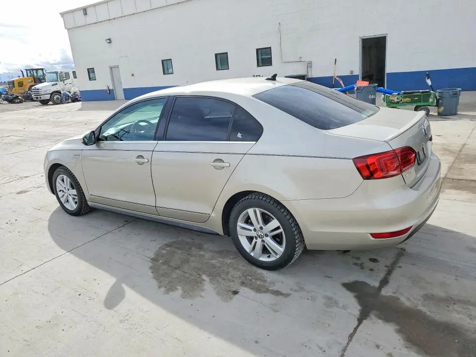 2013 VOLKSWAGEN JETTA HYBRID  