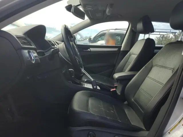 2012 VOLKSWAGEN PASSAT SE  