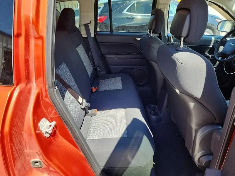 2010 JEEP COMPASS SPORT  