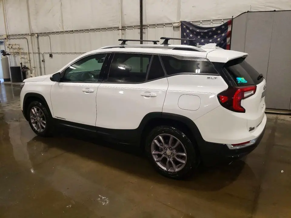 2022 GMC TERRAIN SLT  