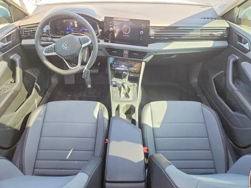 2025 VOLKSWAGEN JETTA SE  