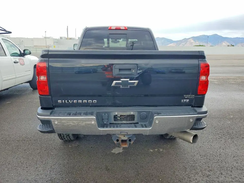 2015 CHEVROLET SILVERADO K3500 LTZ  