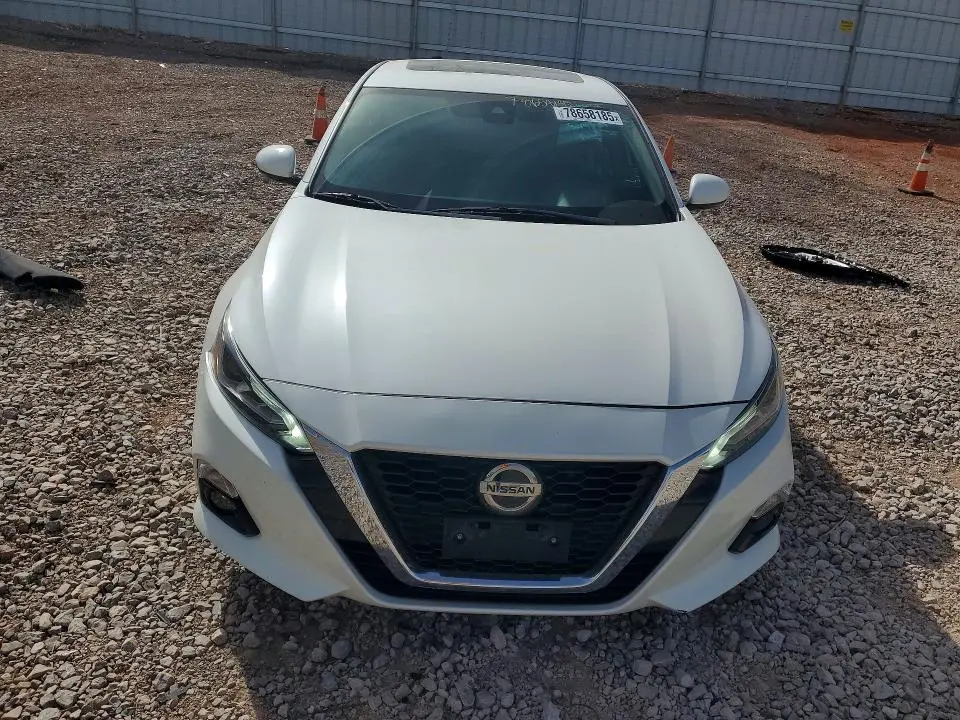 2019 NISSAN ALTIMA SV  