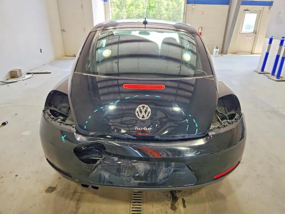 2016 VOLKSWAGEN BEETLE 1.8T  