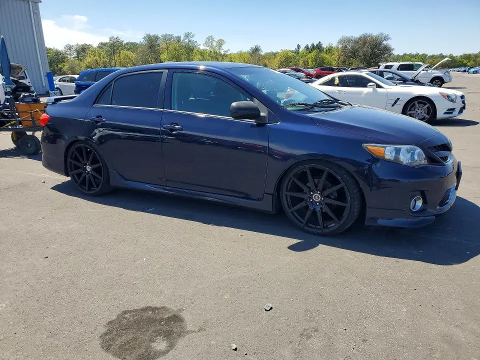 2011 TOYOTA COROLLA S  