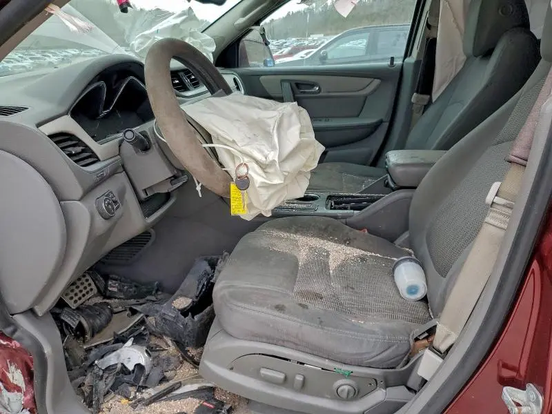 2017 CHEVROLET TRAVERSE LT  