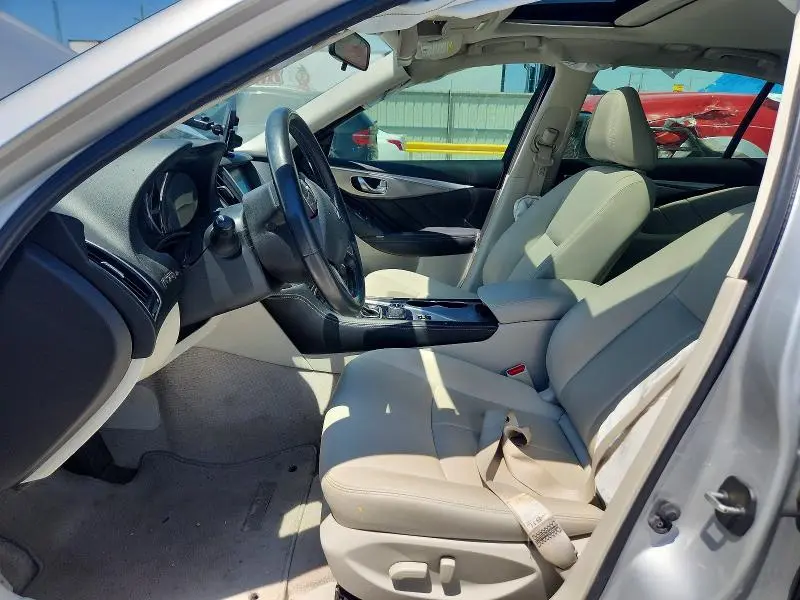 2015 INFINITI Q50 BASE  