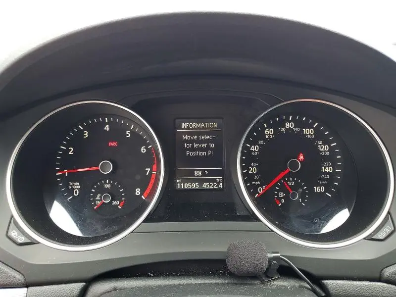 2017 VOLKSWAGEN JETTA SE  