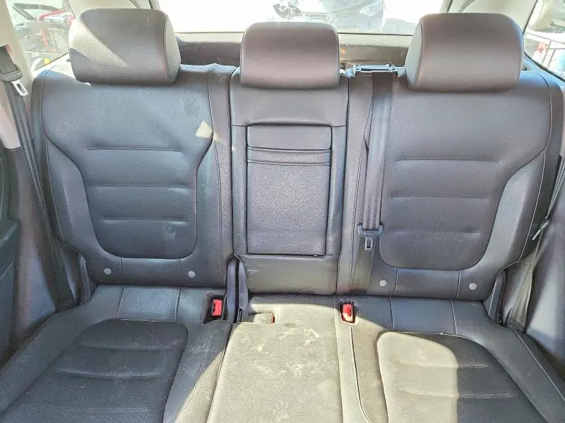 2014 VOLKSWAGEN TOUAREG V6  