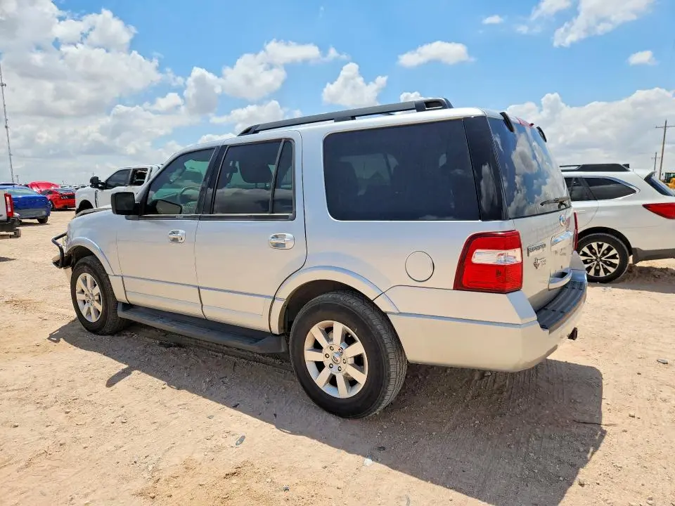 2010 FORD EXPEDITION XLT  