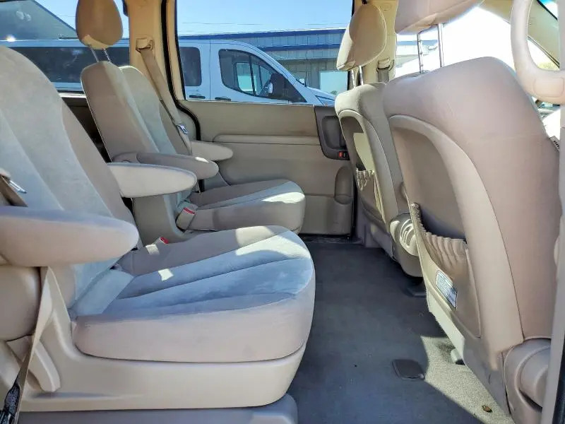 2014 KIA SEDONA LX  