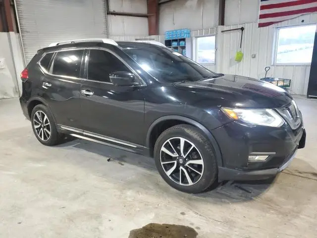 2017 NISSAN ROGUE SL  