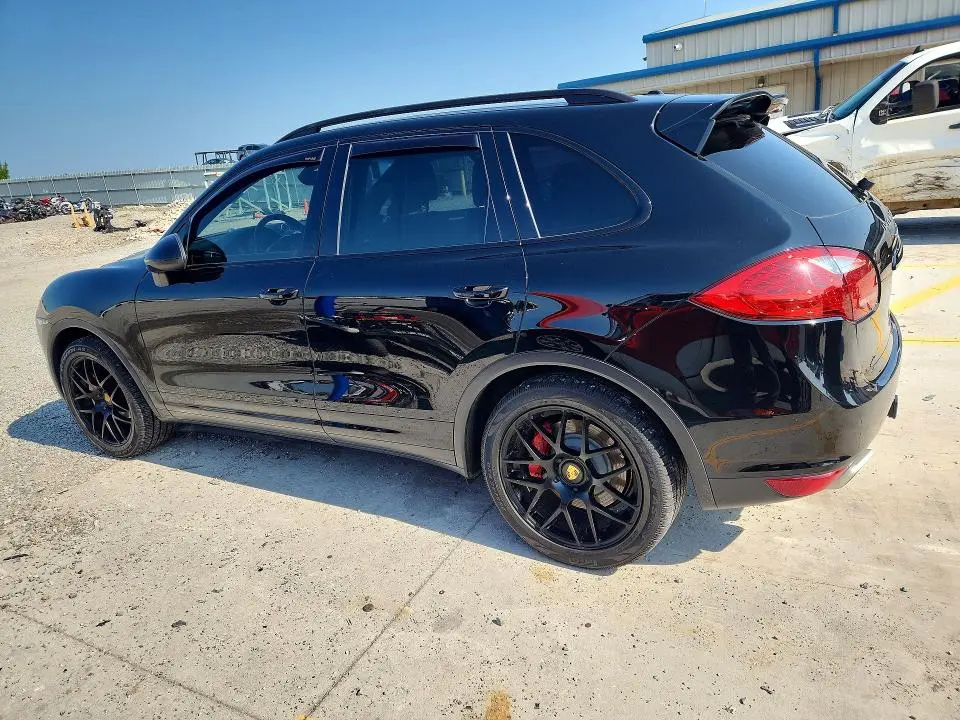2014 PORSCHE CAYENNE S  