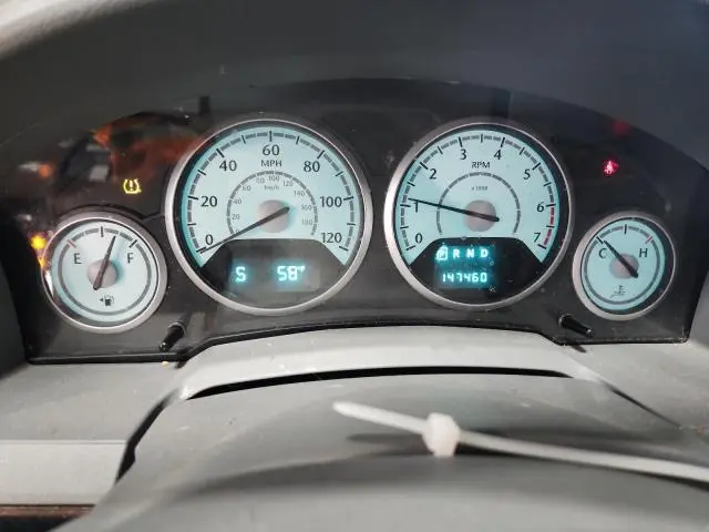 2010 CHRYSLER TOWN & COUNTRY TOURING  