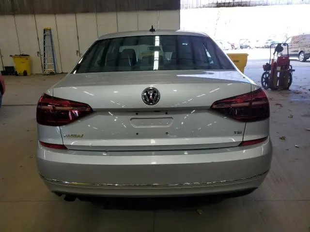 2019 VOLKSWAGEN PASSAT WOLFSBURG  