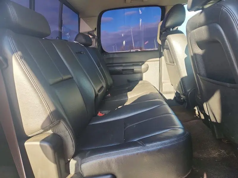 2013 GMC SIERRA K2500 SLE  