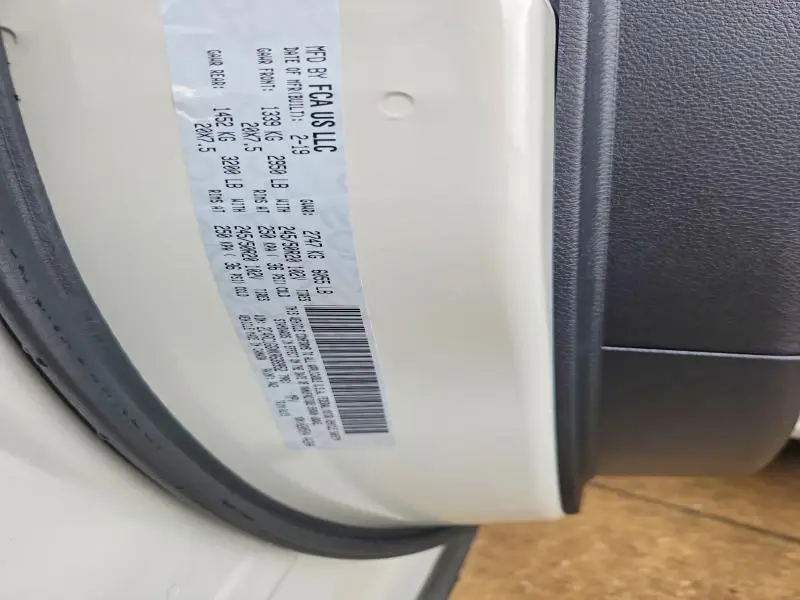 2019 CHRYSLER PACIFICA LIMITED  