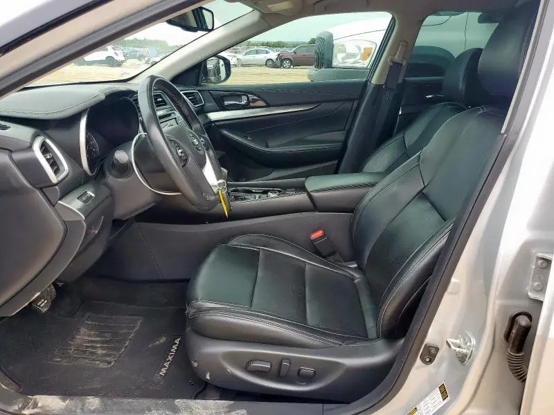 2022 NISSAN MAXIMA SV  