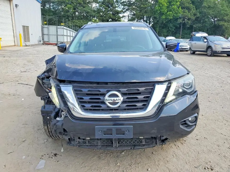 2017 NISSAN PATHFINDER SV  