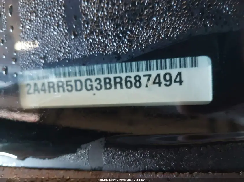 2011 CHRYSLER TOWN & COUNTRY TOURING