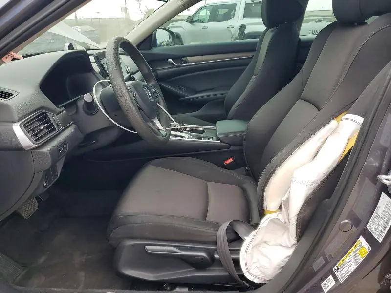 2022 HONDA ACCORD LX  