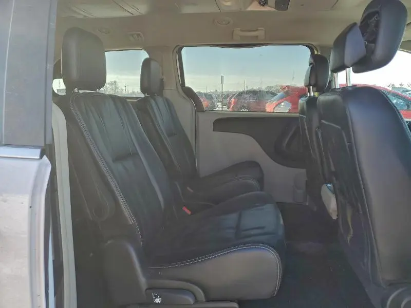 2015 CHRYSLER TOWN & COUNTRY TOURING  