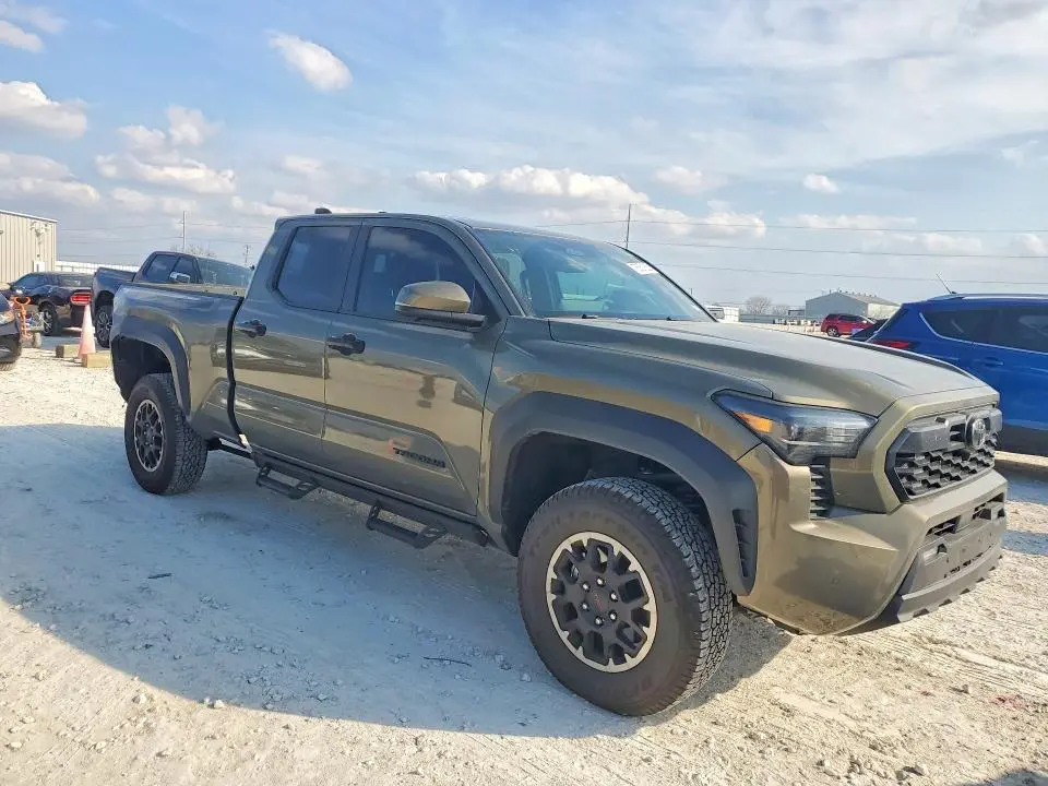 2025 TOYOTA TACOMA DOUBLE CAB  