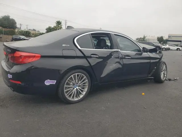 2018 BMW 530E   
