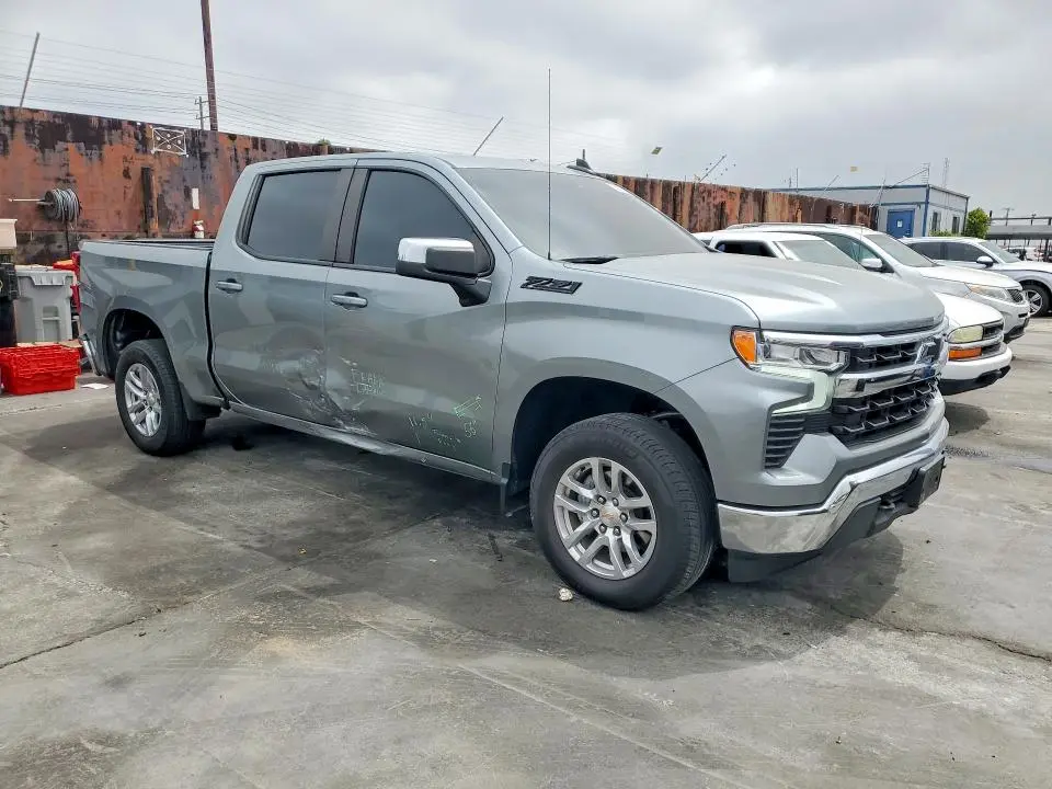2024 CHEVROLET SILVERADO K1500 LT  