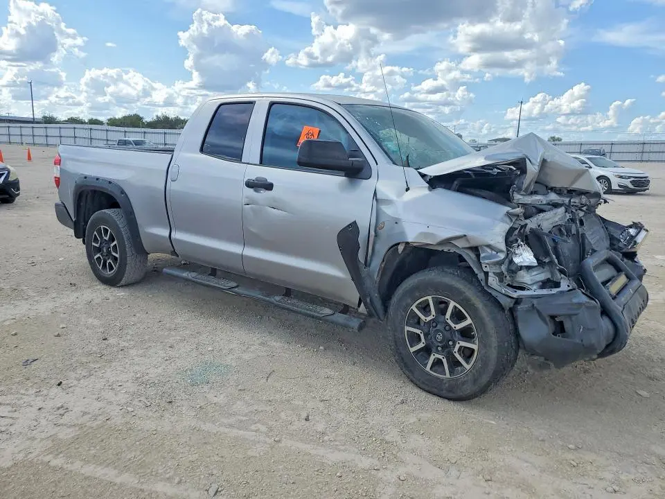 2015 TOYOTA TUNDRA SR  