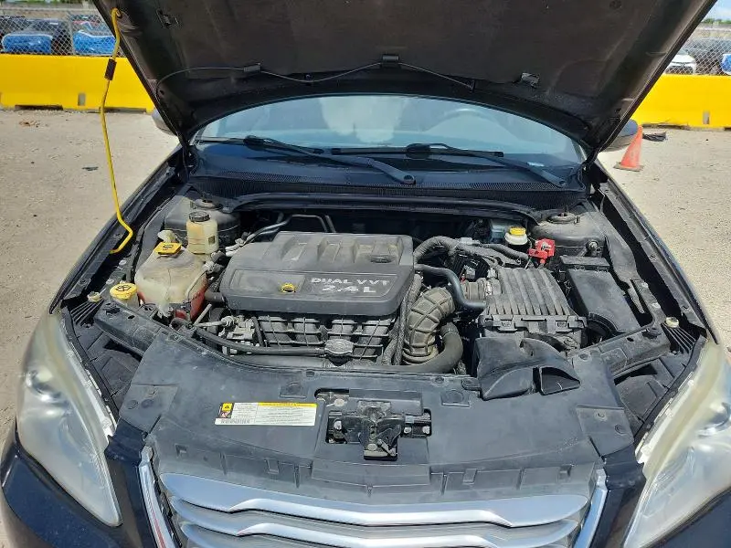 2011 CHRYSLER 200 TOURING  