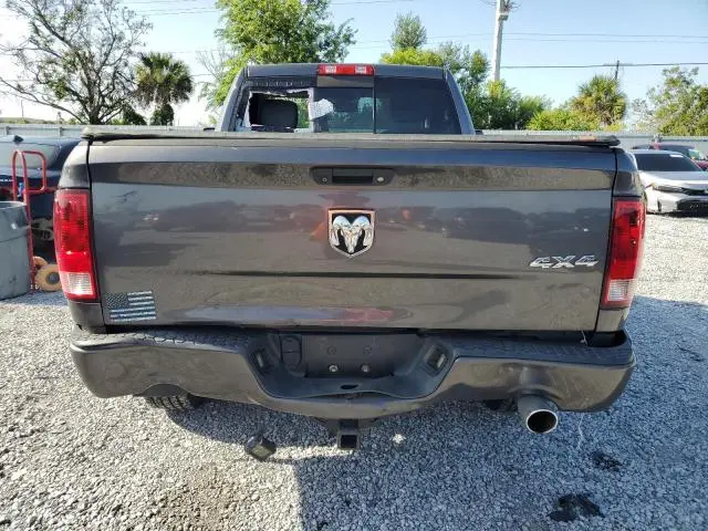 2014 RAM 1500 ST  