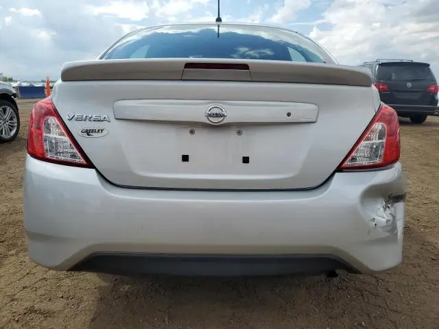 2018 NISSAN VERSA S  