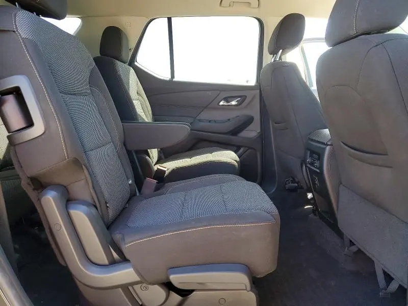 2019 CHEVROLET TRAVERSE LT  