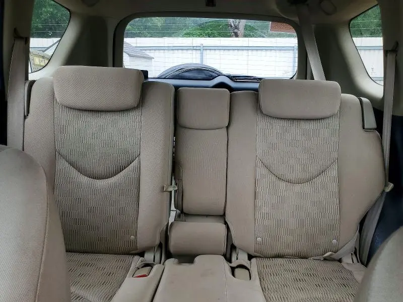 2011 TOYOTA RAV4 BASE  