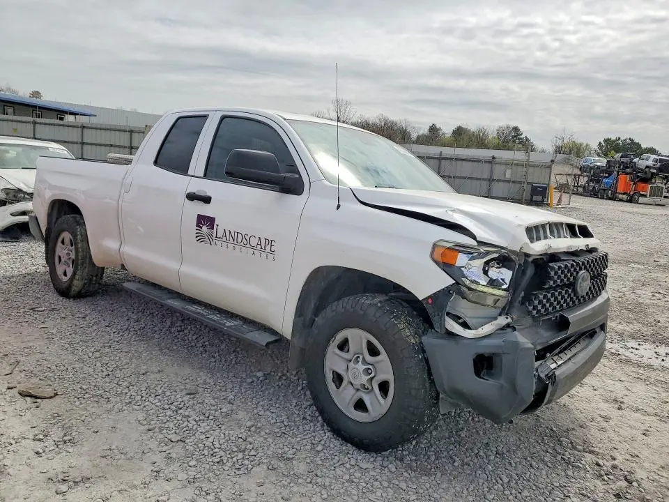 2019 TOYOTA TUNDRA SR  