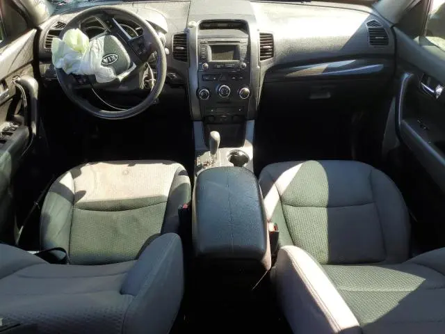 2013 KIA SORENTO LX  