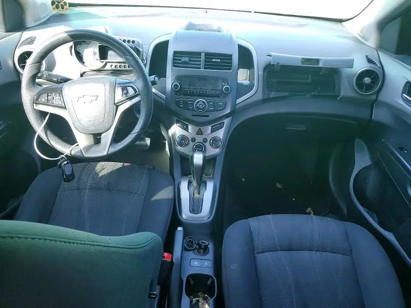 2015 CHEVROLET SONIC LT  