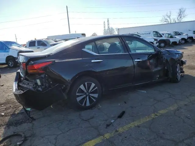 2019 NISSAN ALTIMA SV  
