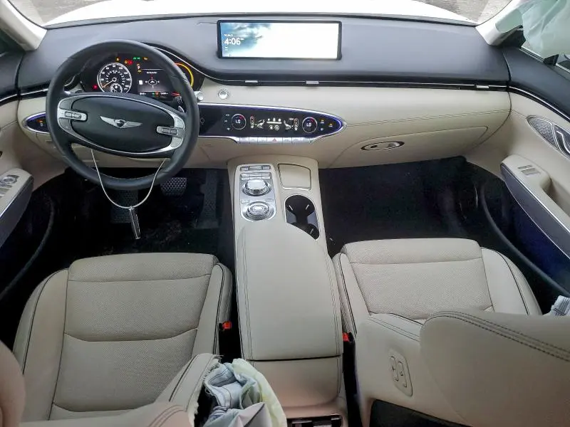 2025 GENESIS GV70 BASE  