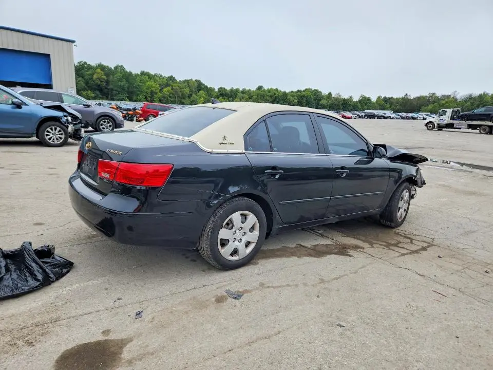 2010 HYUNDAI SONATA GLS  