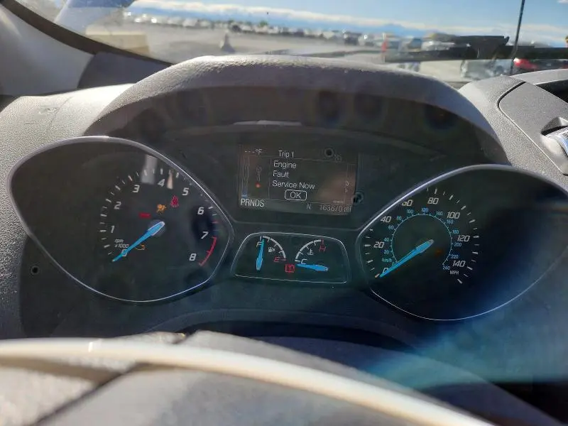 2016 FORD ESCAPE SE  