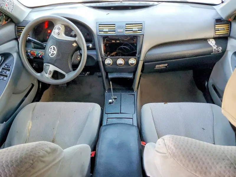 2011 TOYOTA CAMRY LE  