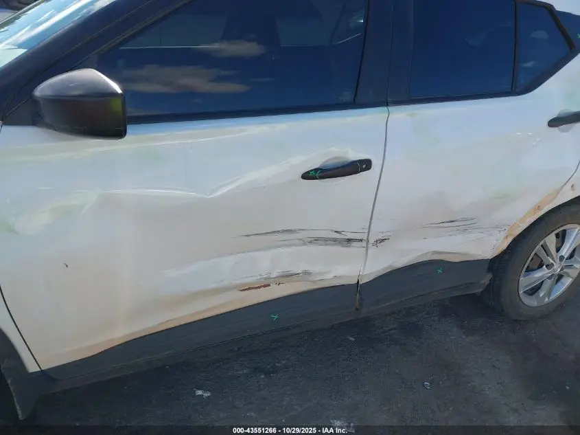 2022 NISSAN KICKS S XTRONIC CVT